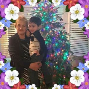 Meet your Posher, Ewa